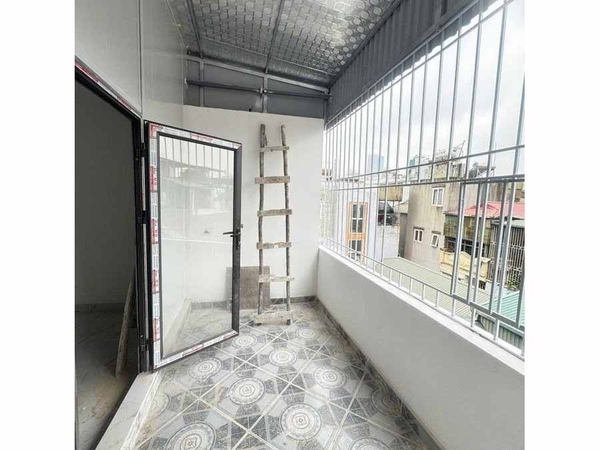 BÁN NHÀ HOÀNG HOA THÁM - TÂY HỒ: NHÀ MỚI 5 TẦNG THANG MÁY - NỘI THẤT HẠNG SANG - SÁT PHỐ - GIÁ 12.5 TỶ