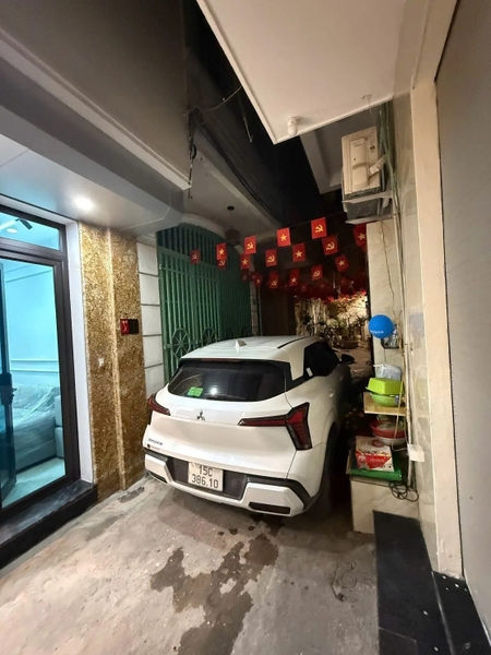 BÁN NHÀ 6 TẦNG THANG MÁY THỔ QUAN - ĐỐNG ĐA: Ô TÔ ĐỖ CỬA - KHU PHÂN LÔ CÁN BỘ - TRUNG TÂM QUẬN LÕI - GIÁ 13.95 TỶ