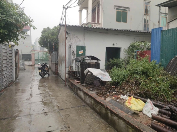 BÁN ĐẤT TẶNG NHÀ - THÔN TRUNG HẬU ĐÔNG, MÊ LINH - 66.9M² - NHÀ C4 3 PHÒNG CHO THUÊ - Ô TÔ VÀO CỬA - 4.35 TỶ