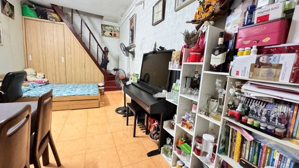 BÁN NHÀ PHAN HUY ÍCH - QUÁN THÁNH: LÕI BA ĐÌNH - CÁCH MẶT PHỐ 8M - VỊ TRÍ KIM CƯƠNG - GIÁ 12.7 TỶ