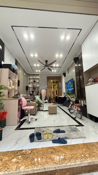 NHÀ 6 TẦNG THANG MÁY - LÕI PHƯỜNG NGỌC THỤY, LONG BIÊN - 36M² - 11 TỶ