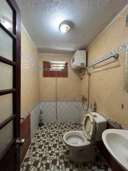 BÁN NHÀ MẶT PHỐ THỤY KHUÊ - TÂY HỒ: VỊ TRÍ ĐẮC ĐỊA - VỈA HÈ RỘNG - KINH DOANH SẦM UẤT - SỔ ĐỎ CHÍNH CHỦ