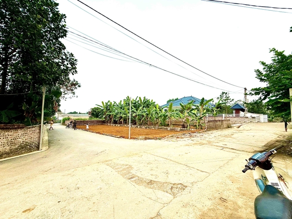 LÔ GÓC PHÂN LÔ NGÃ TƯ - ĐƯỜNG MỞ RỘNG - PHÚ CÁT, QUỐC OAI - 240M² - MT 36M 