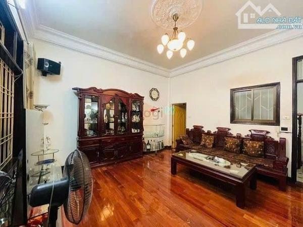 PHÂN LÔ XƯỞNG PHIM - NGÕ HOÀNG HOA THÁM BA ĐÌNH - 41/45m² - 6 TẦNG - Ô TÔ ĐỖ CỬA - 14.7 TỶ