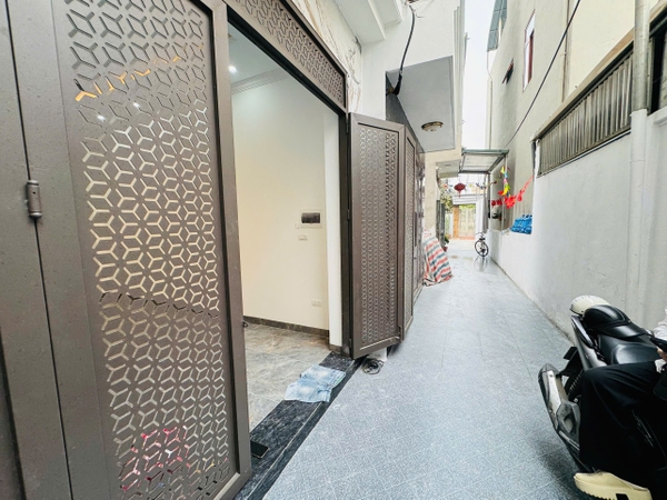 BÁN TÒA NHÀ 6 TẦNG THANG MÁY CHÂU ĐÀI - THƯỢNG CÁT: NHÀ MỚI ĐẸP LUNG LINH - 8PKK DÒNG TIỀN - ĐÓN SÓNG CẦU THƯỢNG CÁT - GIÁ 8.9 TỶ