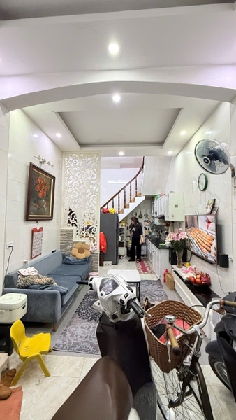 BÁN NHÀ BỒ ĐỀ - LONG BIÊN: VỊ TRÍ VÀNG KẾ CẬN PHỐ CỔ - NHÀ DÂN XÂY KIÊN CỐ - TIỆN ÍCH NGẬP TRÀN - GIÁ 7.85 TỶ