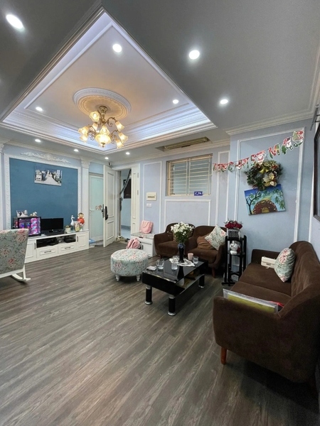 【CĂN HỘ 3 PN - 335 CẦU GIẤY】- 90m² - 2 WC - VIEW MẶT PHỐ - SỔ ĐỎ - 8.8 TỶ