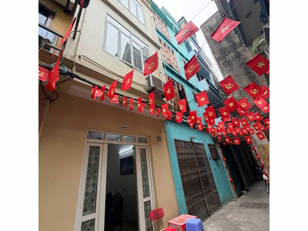 BÁN NHÀ HÒA BÌNH 3 - MINH KHAI: NHỎ XINH HÀNG HIẾM - THOÁNG TRƯỚC SAU - SÂN CỬA SIÊU RỘNG - GIÁ 6.8 TỶ