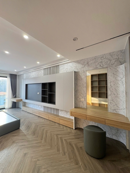 NHÀ 6 TẦNG THANG MÁY, GARA Ô TÔ - KHU VIP BỒ ĐỀ, LONG BIÊN - 59M² - 18.2 TỶ