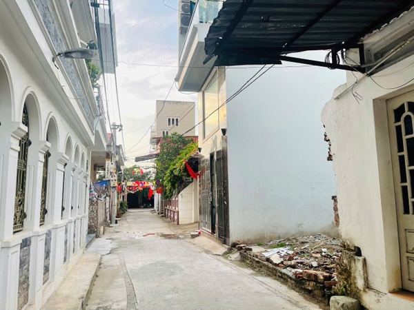 Bán đất 41,9m² mặt ngõ ô tô tải, Ích Vịnh – Đan Phượng, giá nhỉnh 3 tỷ