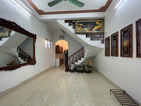 Nhà đẹp 2 tầng, 40m², 3PN, ngõ thông, gần khu CN Cầu Gáo – Đan Phượng, giá tốt