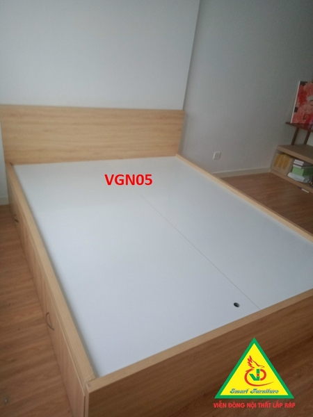 giuong-ngu-go-mdf-kieu-dang-don-gian-hien-dai-vgn05