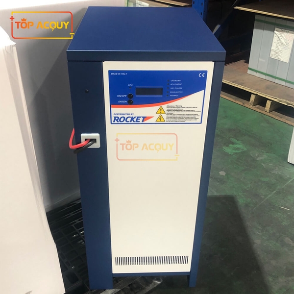 MÁY SẠC ẮC QUY XE NÂNG ROCKET SBV48100/48V -100AH