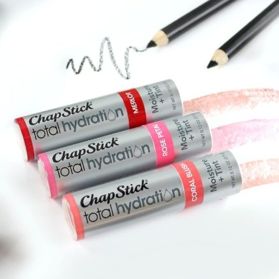 Son dưỡng Chapstick Total Hydration Lip Tint