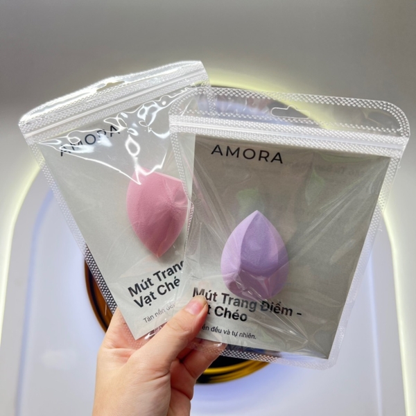 Bông Mút Vạt Chéo AMORA