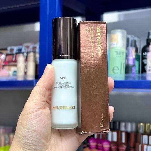 Kem lót làm mịn mướt và bảo vệ da Hourglass Veil Mineral Primer Spf 15 30ml