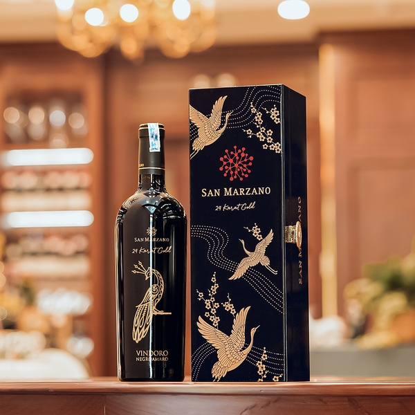 Hộp 1 + Chai Vang Đỏ Vindoro Gold 24 Karat