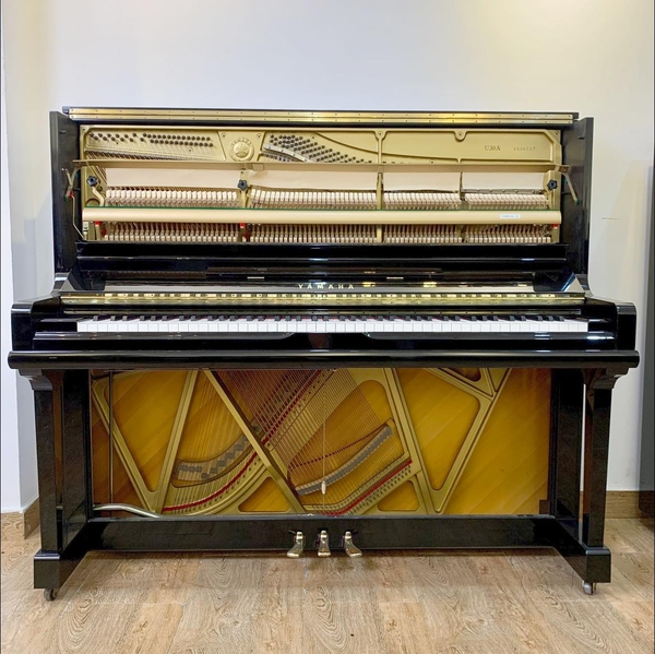 Piano Yamaha U30A