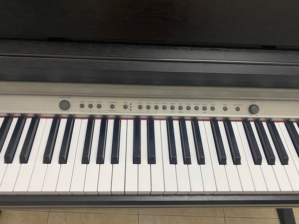 Piano Korg C320