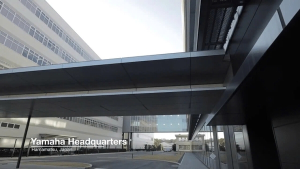 Eterna là thương hiệu được sản xuất bởi công ty Tenryu Gakki