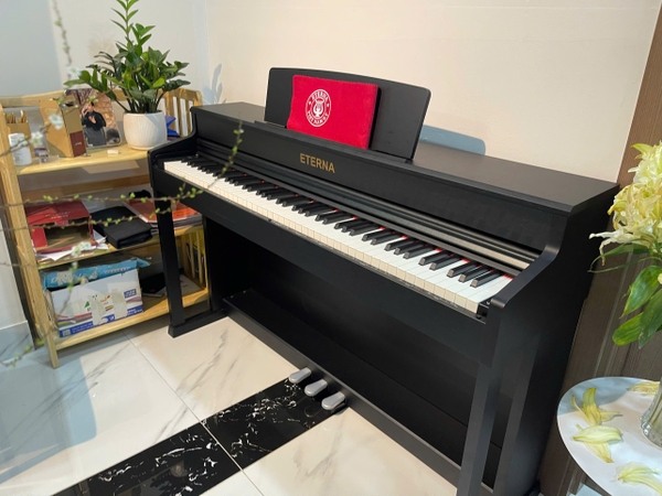 piano eterna as1500 tại nhà khách hàng