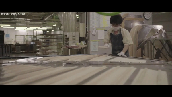 nha may san xuat piano eterna