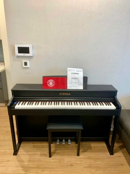 piano eterna as1500 tại nhà khách hàng