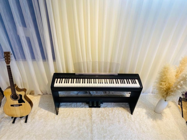 Piano Yamaha P95