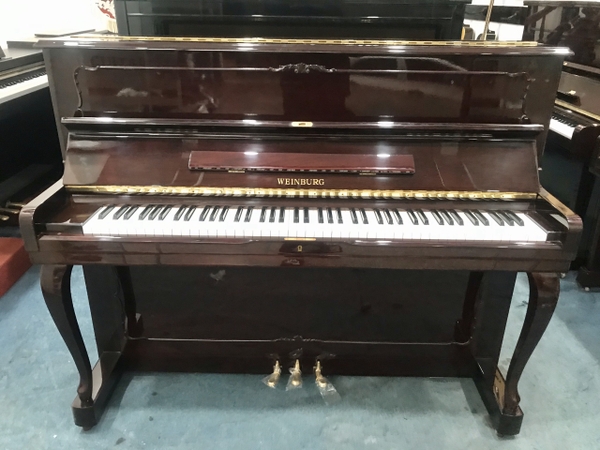 Đàn piano Weinburg SU118F