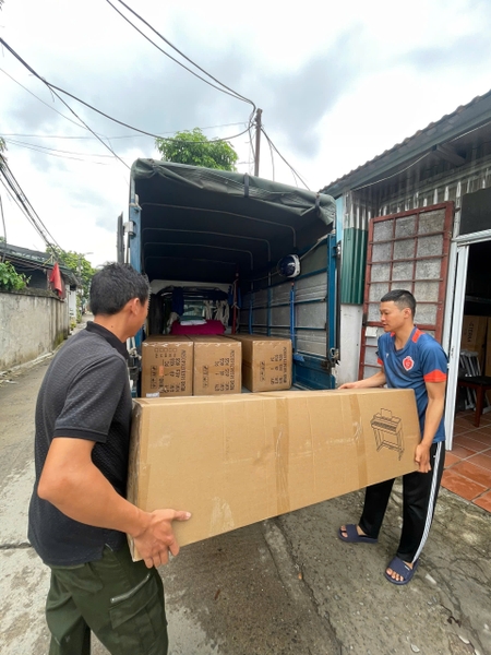 vận chuyển piano điện eterna st music