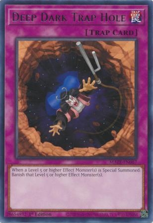 Deep Dark Trap Hole - MAZE-EN067 - Rare 1st Edition