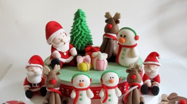 Bí quyết tạo hình Fondant bắt mắt cho bánh kem