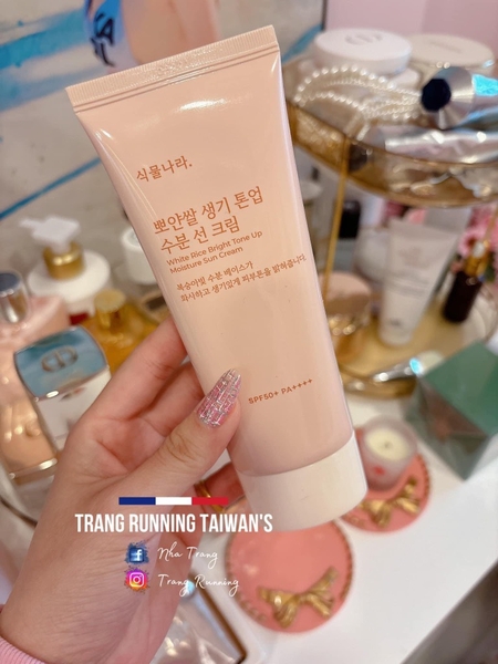 Kem Chống Nắng Shingmulnara White Rice Bright Tone Up Moisture Sun Cream 100ml