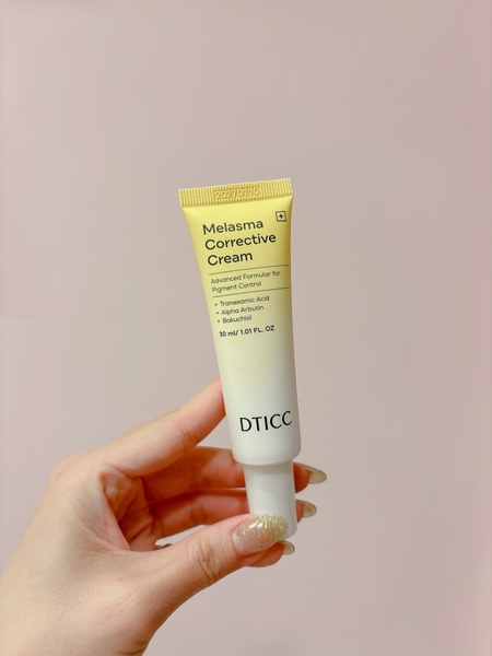 Kem dưỡng mờ nám sáng da DTICC