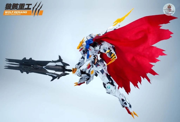 Mô hình lắp ráp PG 1/60 Barbatos Lupus Rex metal frame WOLF REMAINS Model LOGAR