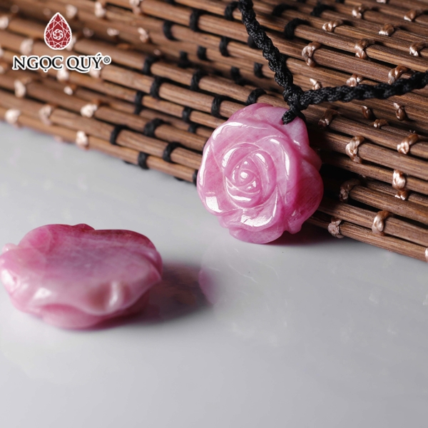 Dây chuyền hoa hoa hồng ruby Trang Sức Đá Phong Thủy Ngọc Quý