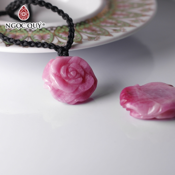 Dây chuyền hoa hoa hồng ruby Trang Sức Đá Phong Thủy Ngọc Quý