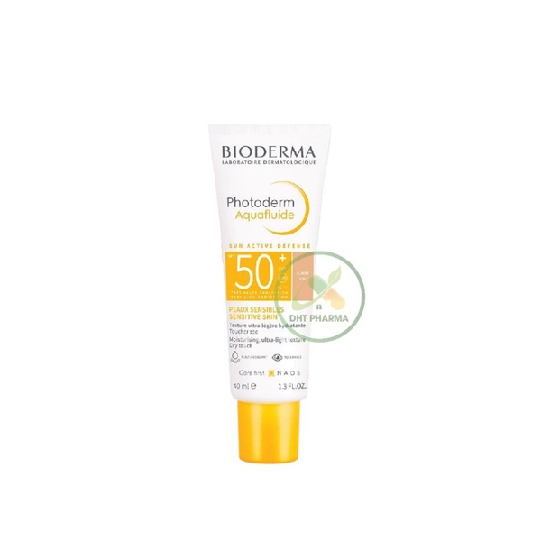 Kem chống nắng Bioderma Photoderm MAX Aquafluide SPF 50+ Claire Light giảm bóng nhờn màu Light