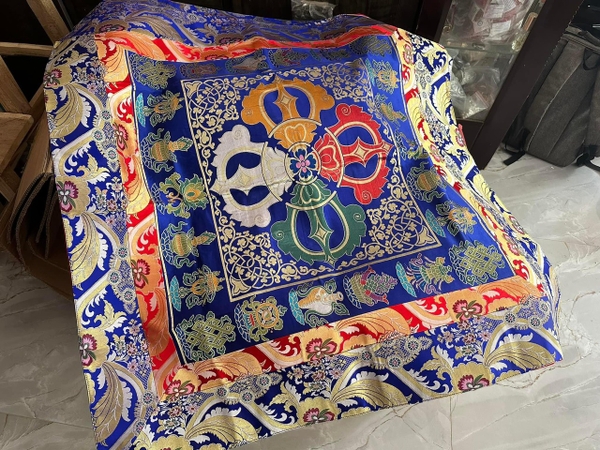 Khăn Chày Kim Cương Kép Bát Kiết Tường