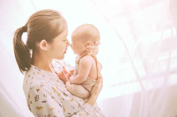 Mẹ Sau Sinh Cần Bổ Sung Dưỡng Chất Gì Để Tăng Cường Sức Khỏe Nhanh Chóng