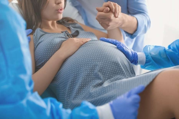 Mẹ Mang Thai Tháng Cuối và Dấu Hiệu Thiên Thần Sắp Trào Đời