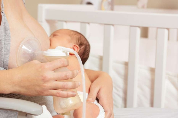 Mẹ sau sinh sữa ít, tìm hiểu nguyên nhân và cách khắc phục hiệu quả