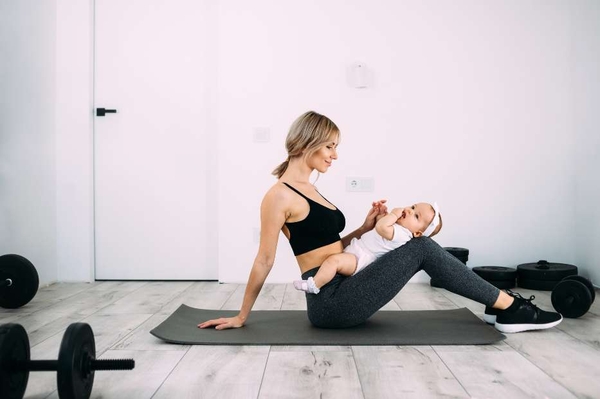 10 mẹo giúp mẹ phục hồi sau sinh nhanh chóng