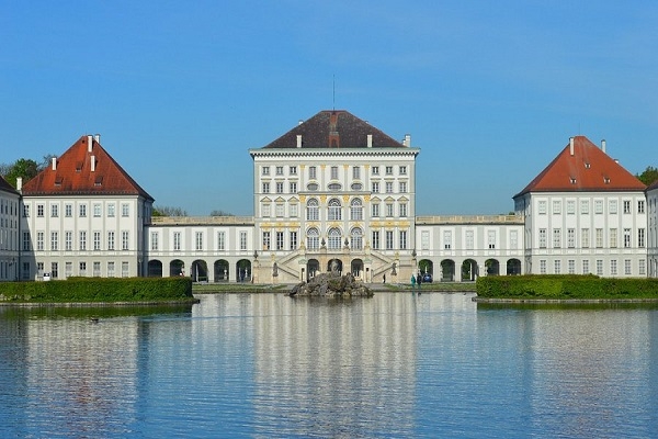 [2025] KHÁM PHÁ ĐÔNG TÂY ÂU MÙA THU ĐÔNG 11N10Đ ĐỨC – SÉC – ÁO – THỤY SĨ – Ý