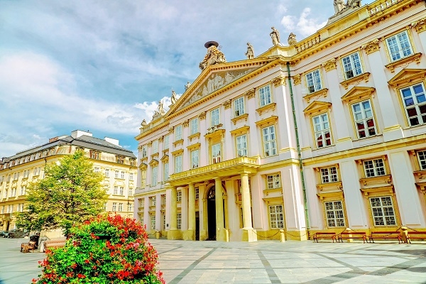 [2024] HÀNH TRÌNH ĐÔNG ÂU CHẤT LƯỢNG HUNGARY – ÁO – SLOVAKIA – SÉC – ĐỨC 10N9Đ QR