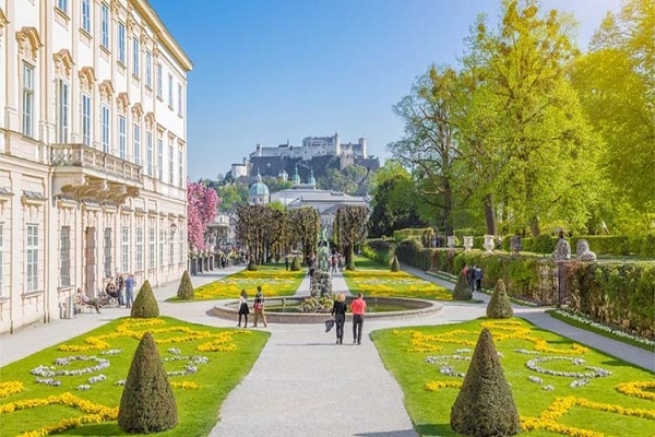 [2025] CUNG ĐƯỜNG VÀNG ĐÔNG ÂU 10N9Đ TK ĐỨC–SÉC–ÁO–SLOVAKIA–HUNGARY 