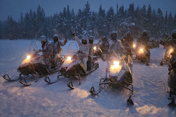 SĂN CỰC QUANG & DU NGOẠN TÀU PHÁ BĂNG LOFOTEN – GẶP GỠ ÔNG GIÀ NOEL 12N10Đ TK