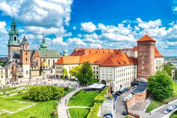 [2022] KHÁM PHÁ ĐÔNG-TÂY ÂU HÀ NỘI/SÀI GÒN- BALAN-HUNGARY- SLOVAKIA -ÁO-SÉC-ĐỨC- HÀ NỘI/SÀI GÒN 14N13D