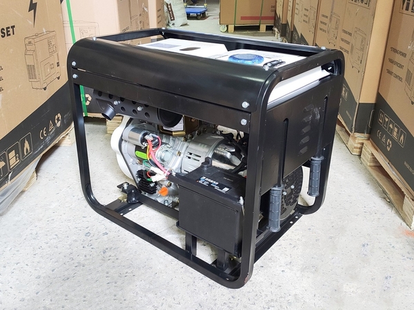 Máy Phát Điện Chạy Dầu 5KW Midukama HL6500E