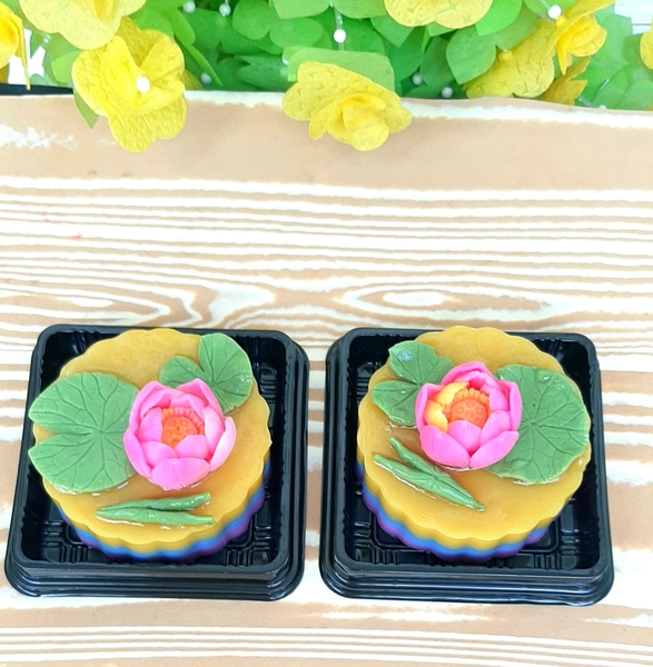 000120K2_Khuôn silicon hoa sen Thái cánh bầu 5,4cm